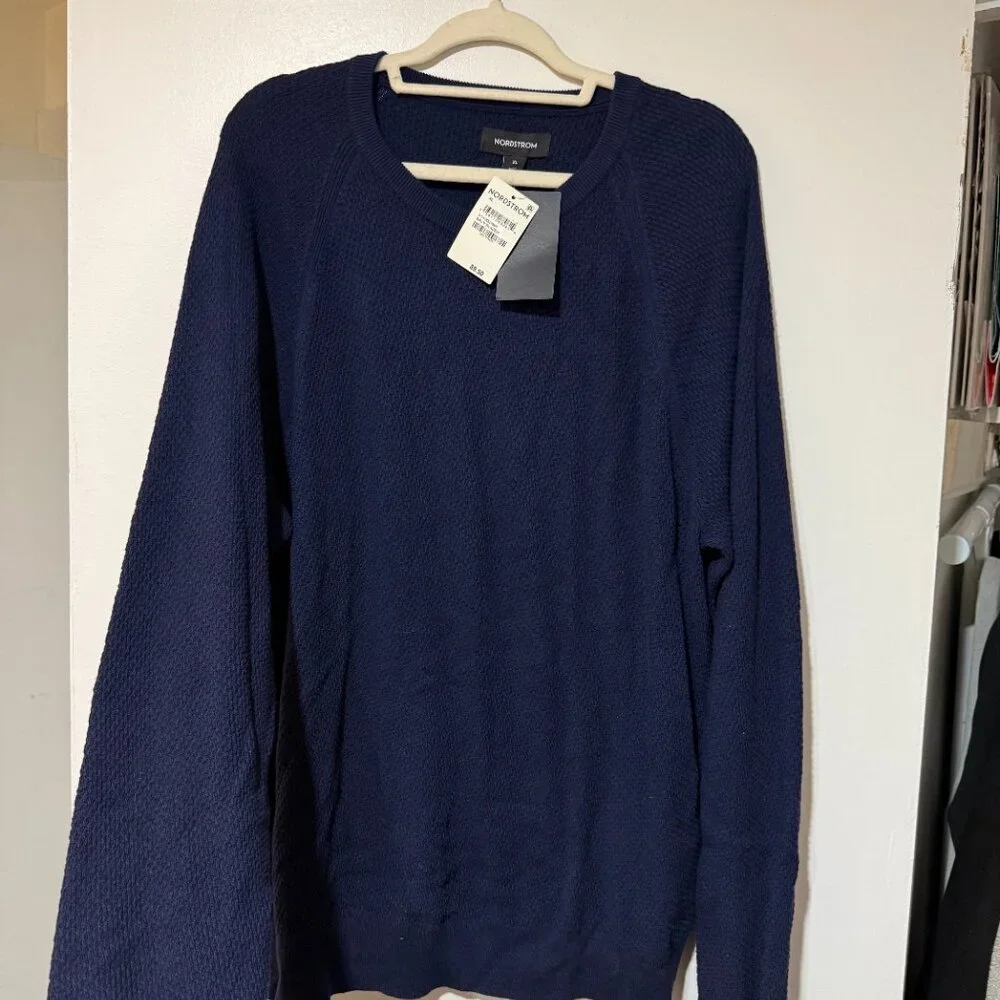 🏷 *NWT* ✨ Nordstrom Navy Textured Crewneck Sweater ✨